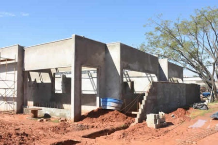 Creche no Jardim Novo Ângulo recebe cobertura