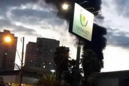 Incêndio atinge Enxuto em Campinas