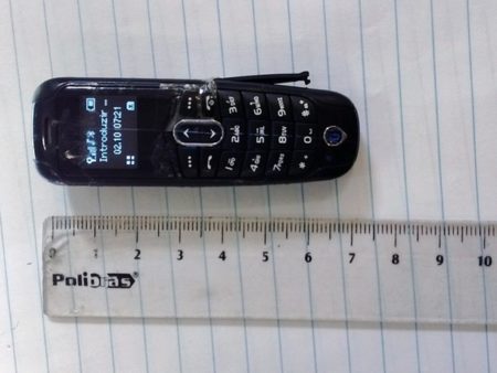 Polícia apreende Mini celulares seriam entregues a detentos em Hortolândia