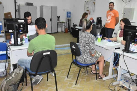 PAT disponibiliza 8 vagas de emprego em diferentes áreas