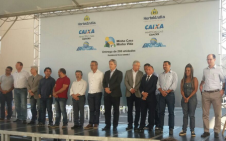 288 famílias recebem as chaves da casa própria em Hortolândia