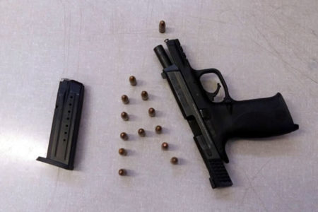 Procurado pela justiça é preso com arma em Monte-Mor