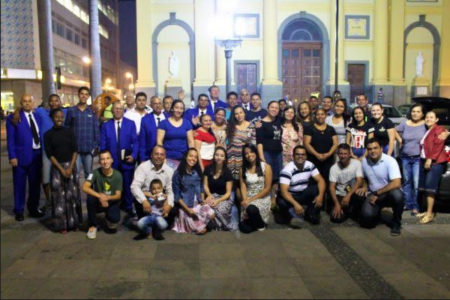 Igrejas se unem para realizar ação social com moradores em situação de rua