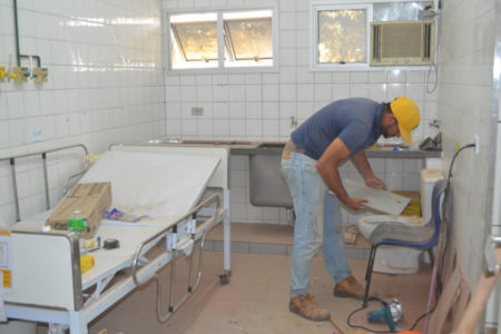 Obra no hospital melhora atendimento de paciente em isolamento