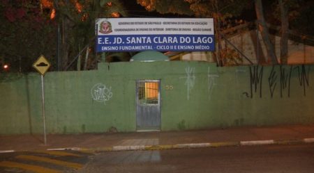 Adolescente é agredido em frente a escola no Jd Santa Clara do Lago