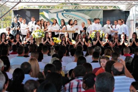 Mega culto reúne cerca de 4 mil fiéis em Hortolândia no feriado