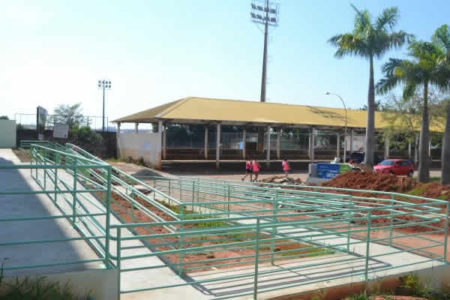 Centro Poliesportivo recebe equipamento de para-raio