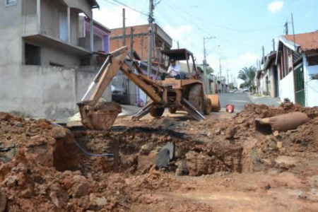 Prefeitura realiza obra de emergência no Recanto do Sol