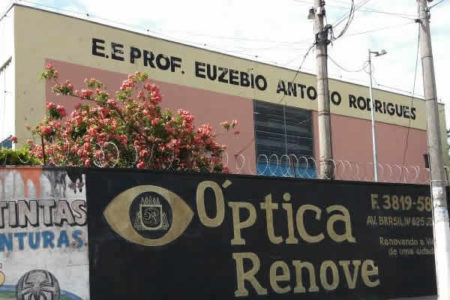 ALUNA TEM DENTE ARRANCADO EM ESCOLA ESTADUAL EM HORTOLÂNDIA