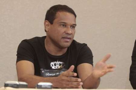 Com presenças ilustres, Hortocopa de futebol chega à fase final																		Destaque