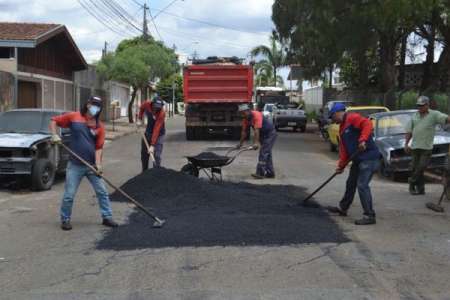 Prefeitura realiza mais uma etapa da Operação Tapa Buraco no Santa Clara