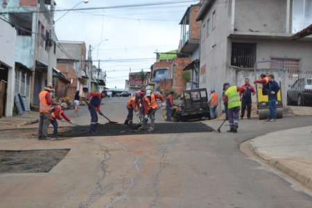 Ruas do Recanto do Sol recebem Operação Tapa Buraco