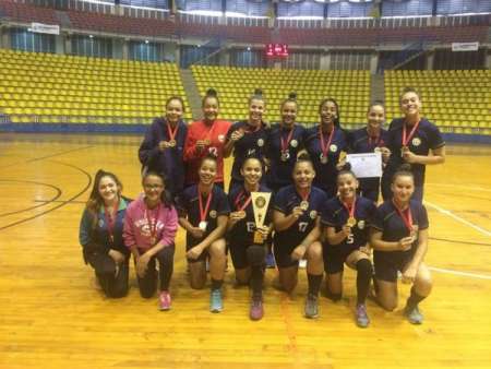 Handebol feminino de Hortolândia conquista dois títulos