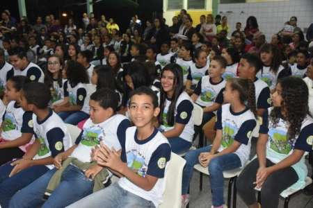 Projeto “Bem Me Quer” forma 120 alunos no Jd. Amanda