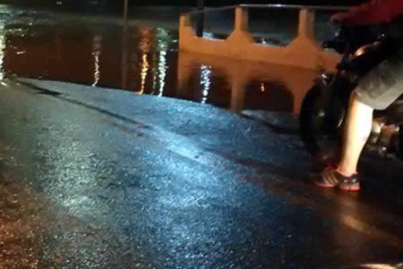 Ponte do São Sebastião ainda inunda