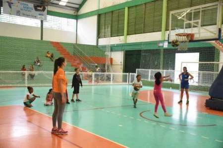 Escolinhas Esportivas têm vagas abertas em 21 modalidades
