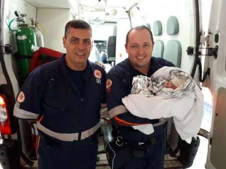 Equipe do Samu realiza parto domiciliar em Hortolândia