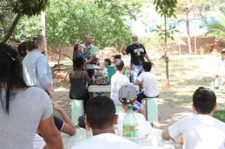 Oficina com materiais recicláveis abre Projeto Verão do Parque