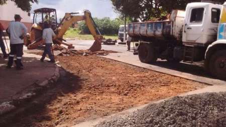 Operação Tapa-Buraco chega ao Jardim Santa Esmeralda