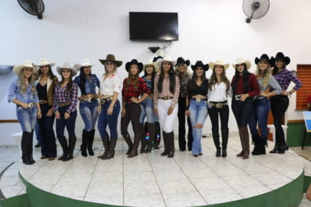 Conheça as 15 finalistas para escolha da Rainha do Rodeio 2018