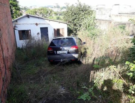 GCM localiza carro que havia sido roubado em Hortolândia