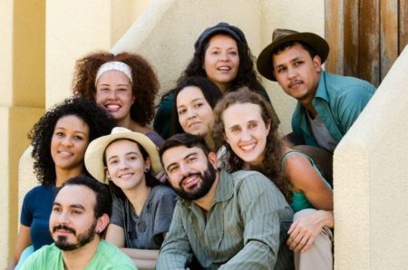 Andêmos – Espetáculo teatral com música ao vivo estreia temporada em Hortolândia