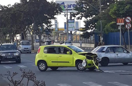 Avenida registra mais uma colisão no Jardim Amanda