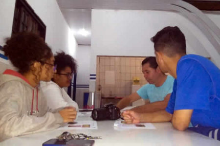 Projeto Águia realiza curso de fotografia gratuita para jovens