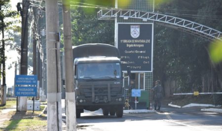 Granada explode na mão de militar durante treinamento em Campinas