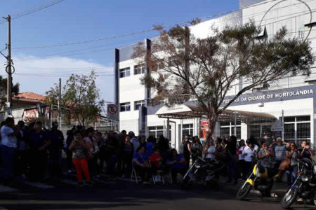 Servidores iniciam greve em Hortolândia