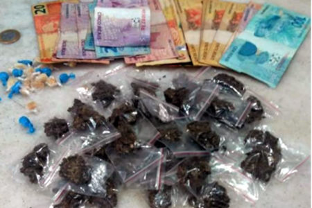 Um é preso com drogas no Nova Europa