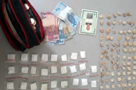 Homem é preso com drogas no Jardim Conceição
