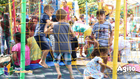 Dia da Criança é comemorado com muita diversão no Campos Verde
