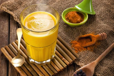 Você conhece o leite dourado? Ele ajuda a emagrecer e muito mais!