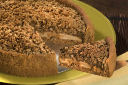 Comemore o Dia Internacional da Maçã com Torta Crocante de Maçã