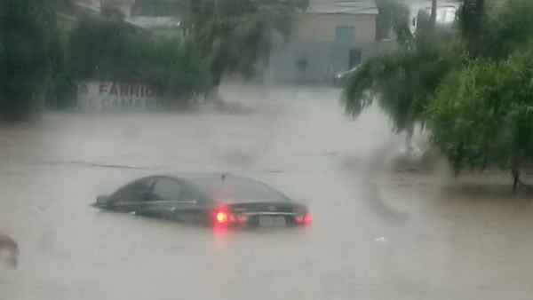 carro enchente