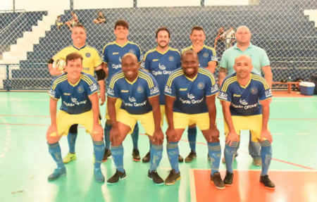 Futsal 2000 estreia com goleada no Campeonato Veterano