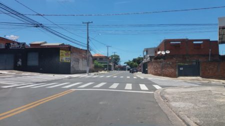 Caminhão da Ambev é levado por ladrões no momento de entrega em Hortolândia
