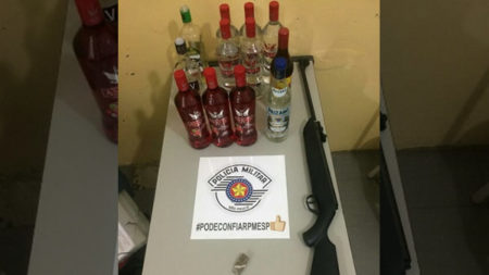 PM apreende arma, droga e bebida alcoólica além de adolescentes em baile funk