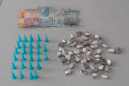 Adolescente é apreendido com drogas no Amanda