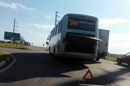 Ônibus quebra e provoca lentidão no trânsito no trevo de Hortolândia