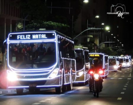Carreata iluminada passa por Hortolândia