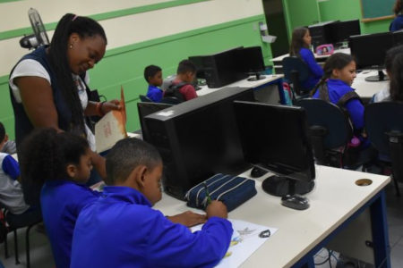 Educação Integral retoma atividades em 15 escolas