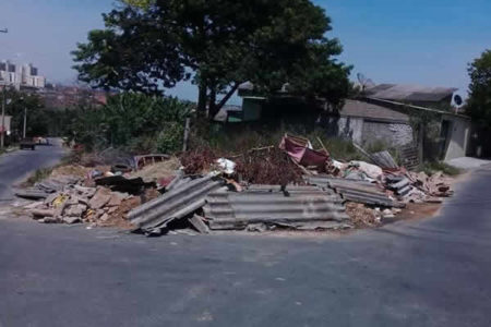 Moradores reclamam de lixo pelas ruas do Jardim Boa Esperança