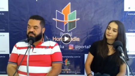 Pastor Oséias Fabricio entrevista a Cantora Gospel Mika Padovani da igreja Família Cristã