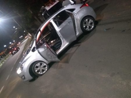 Polícia Militar recupera carro roubado após acompanhamento em Hortolândia