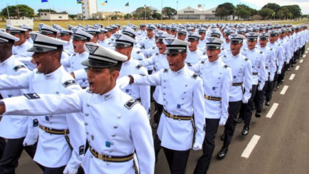 FAB abre vagas para Curso de Formação de Oficiais Aviadores, Intendentes e de Infantaria
