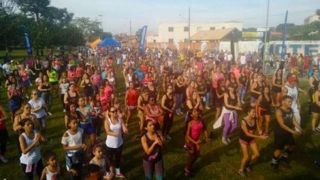 Prefeitura oferece aulas gratuitas de zumba no Jardim Amanda