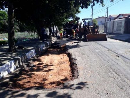 Prefeitura realiza Operação Tapa-Buraco no Jardim Adelaide