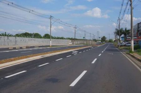 Postes da avenida Santana serão readequados até dia 7 de abril